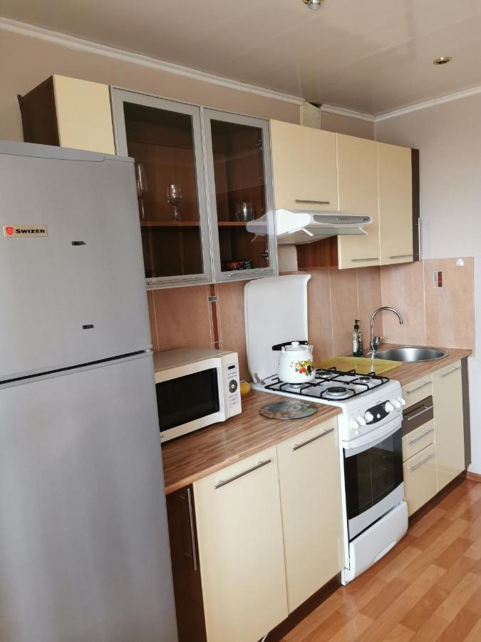 1 Комнатная Квартира В Самом Центре С Видом На Сквер Kostanay Extérieur photo